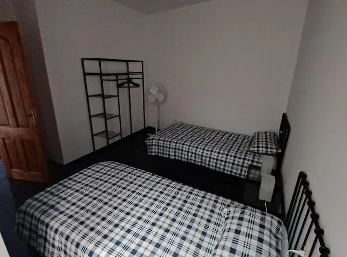 C. La Teo Сан-Кристобаль-де-Ла-Лагуна